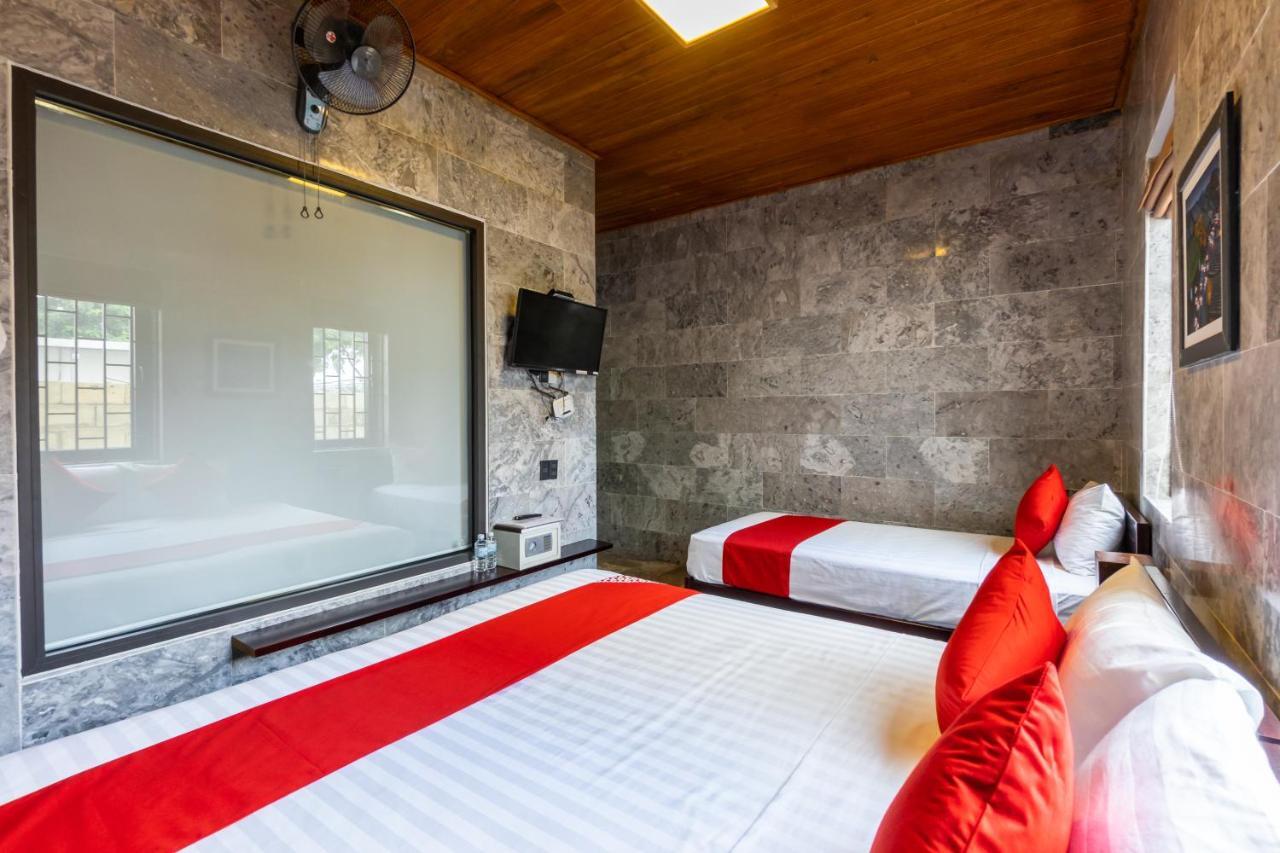 Oyo 467 Hoi An Twin Lake Villa Экстерьер фото